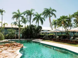 Mangrove Hotel