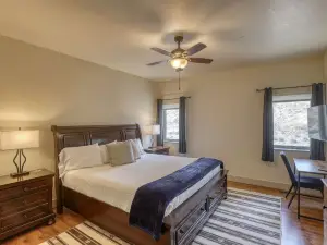Serene Retreat King Bed at Rockerville Gold Town