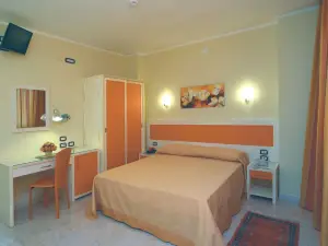 Hotel Cristal Eboli