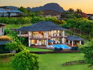 Ocean Views and Private Pool - Stunning Luxury Retreat
