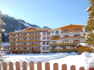Jufa Alpenhotel Saalbach