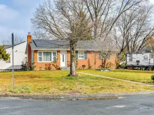 Spacious Home w/ Tranquil Patio ~ 29 Mi to DC!