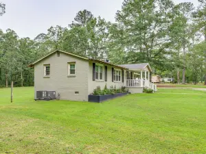 사바나 강 접근까지 4마일: 파이어 핏 있는 집