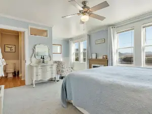 The Historic Requa Inn