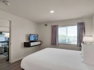 WaterWalk Extended Stay by Wyndham - Raleigh Research Triangle Park