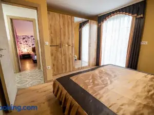 Holiday Home with Hot Tub and Sauna Sabina
