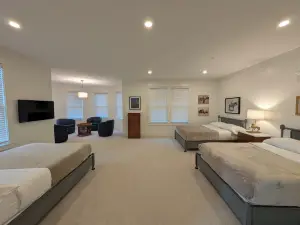 Parkway House Goshen Bed & Breakfast