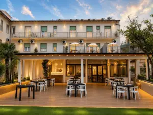 Primo Hotel