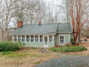 Artisan's Cottage