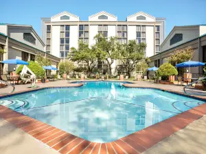 DoubleTree by Hilton Dallas - DFW Airport North