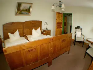 Landgasthof Zur Krummen Linde