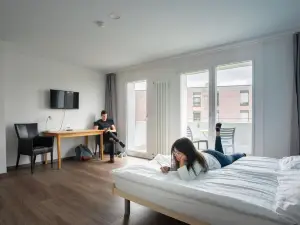 Nyon Hostel