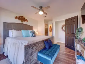 Canyon Lake Vacation Rental w/ Lake Views