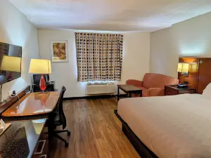 Forsythia Inn