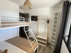 Appartement Avec Grande Terrasse vue mer et Maquis