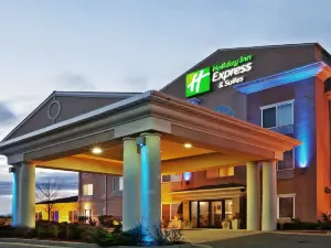 Holiday Inn Express & Suites CHICKASHA by IHG