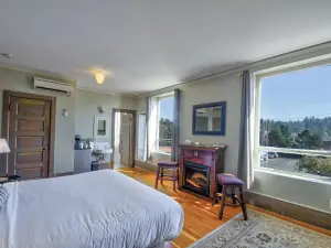 Centralia Square Grand Ballroom and Vintage Hotel