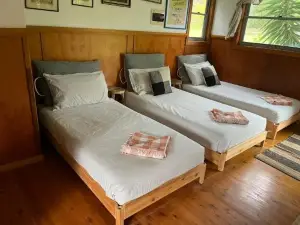 The Mainstay Farmstay Unique Aussie Farmstay, Seal Rocks, Barrington Coast