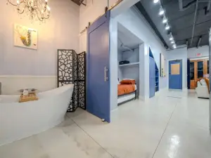 Ground Floor | Waterfront | on The Rez in Madison