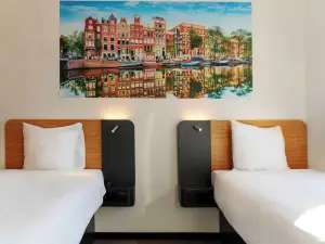 easyHotel Amsterdam Arena Boulevard