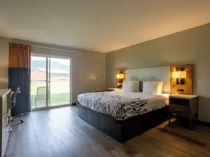 Colonial Brick Inn & Suites