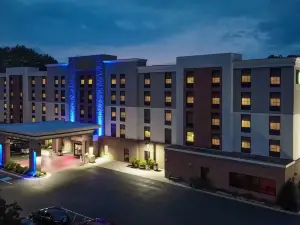 Holiday Inn Express & Suites NEWPORT NEWS by IHG
