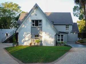 E11Even Boutique Bed & Breakfast