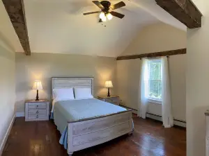 Finger lakes region outdoor getaway