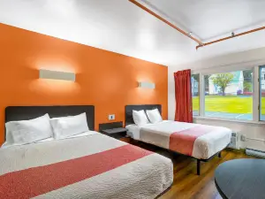 Motel 6 Ilion, NY