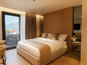 Pusi Hotel