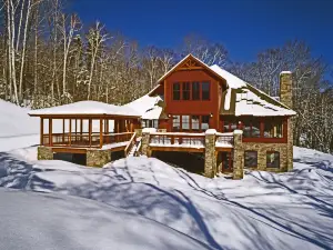 The Mountain Top Inn & Resort