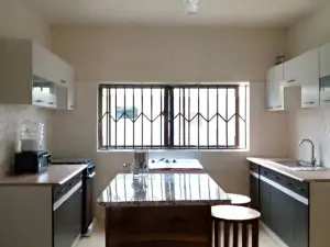 Kumasi Atonsu Dompoase Cozy Apartment