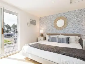 Ocean Boulevard South, 3 min walk to the beach!