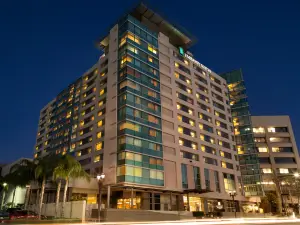 Embassy Suites by Hilton Los Angeles Glendale