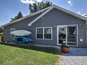 'Willow Point' ~ Lake Champlain House w/ 2 Kayaks!