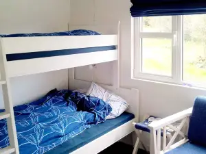 9 person holiday home in Inndyr