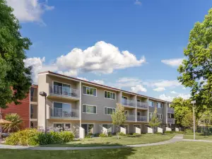 Best Western Plus Garden Court Inn