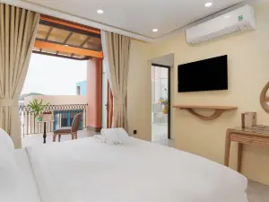 Santori Hòn Thơm Hotel