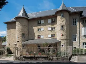 Château des Comtes de Challes