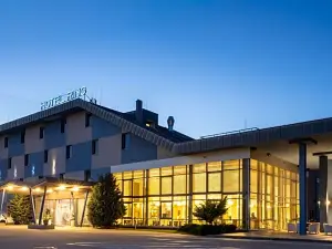 Hotel Ring