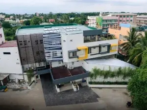 3K Hotel and Restaurant