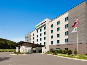 Holiday Inn Express & Suites DALTON - MARKET ST by IHG
