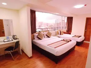 588 Hotel Awba