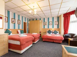 Oak Lea Hotel