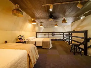 The Barn -charming newly renovated unique space located at the heart of America