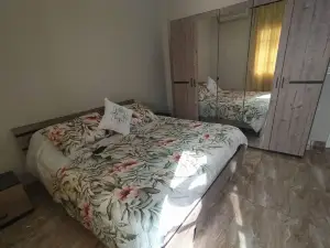 黎巴嫩賽達的大海濱公寓