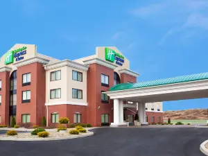 Holiday Inn Express & Suites FRANKLIN - OIL CITY by IHG