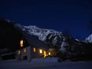 Elderflower Cottage in the Heart of Nature