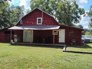 The Barn at Canoochee Farms (23 miles from Statesboro and GSU)
