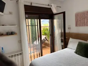 El Mondalindo Habitacion Intima Con Patio